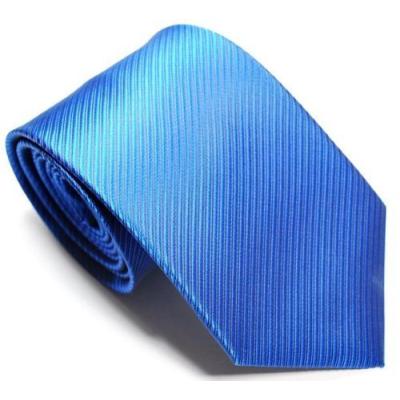 Du bleu et de la soie pour une cravate intense